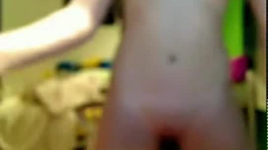 18yr maria puts on a show for some strangers